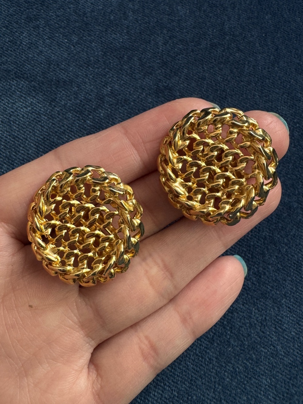 Vintage Pat Pend Gold tone‎ Clip On earrings